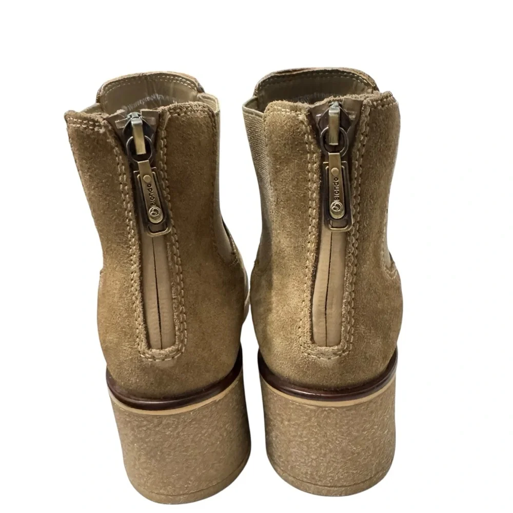Blondo Lima Tan Waterproof Suede Chelsea Ankle Boots‎ | Size 8.5 New Without Box